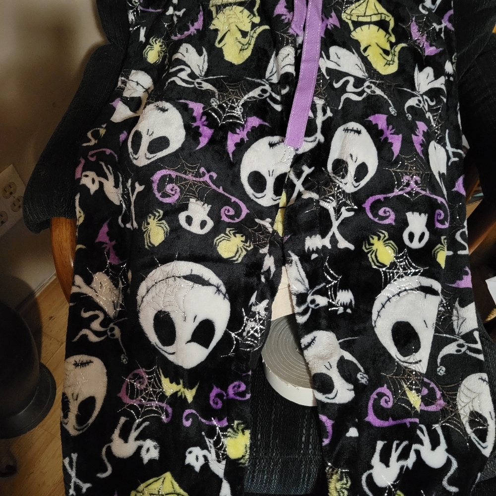 Nightmare Before Christmas fleece lounge wear! Plus size